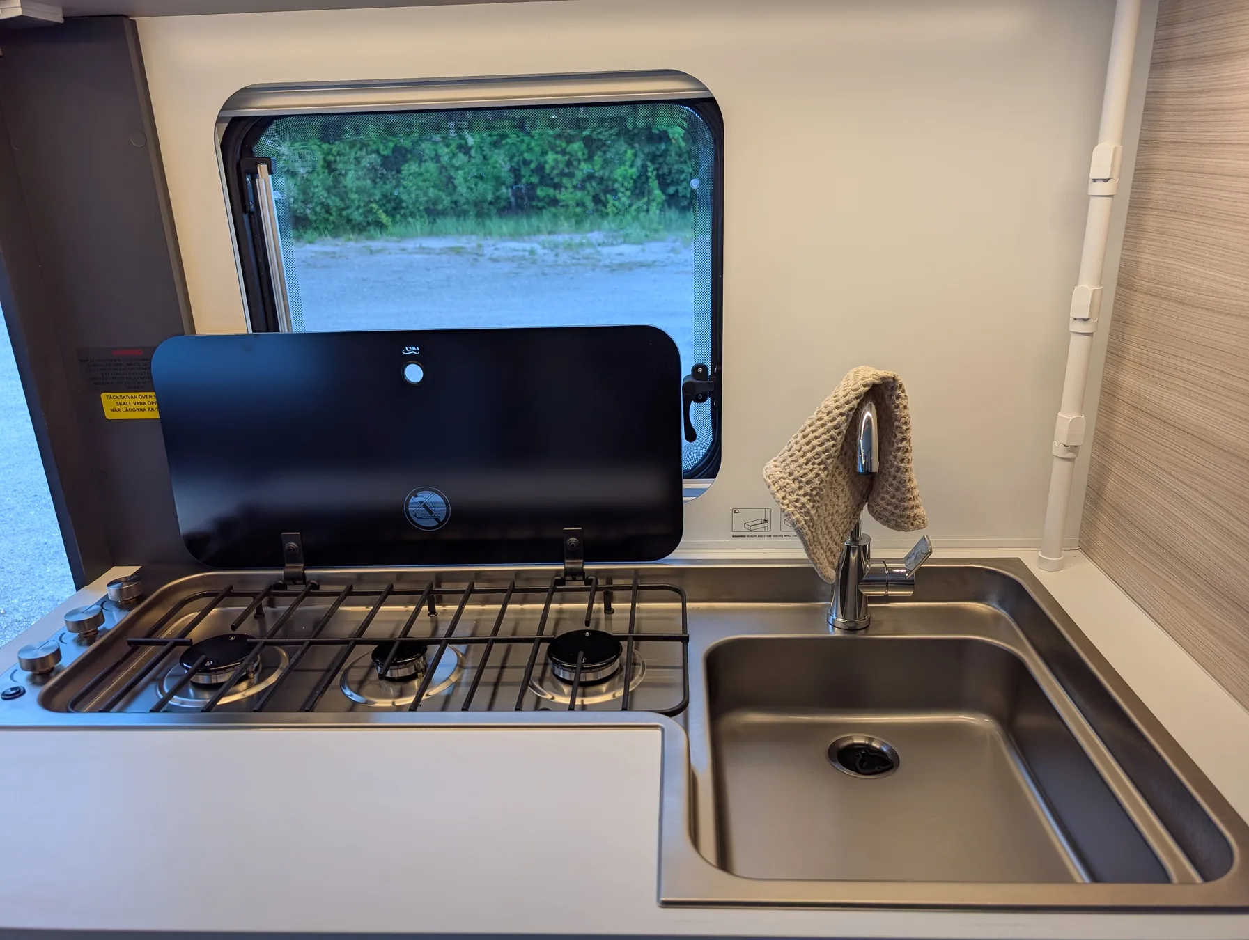 Adria Altea 502 UL keittiön pesuallas